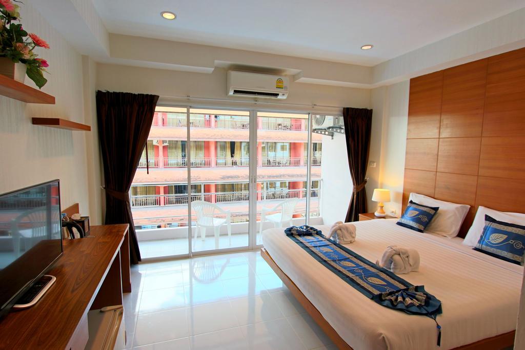 Good Nice Hotel Patong Quarto foto