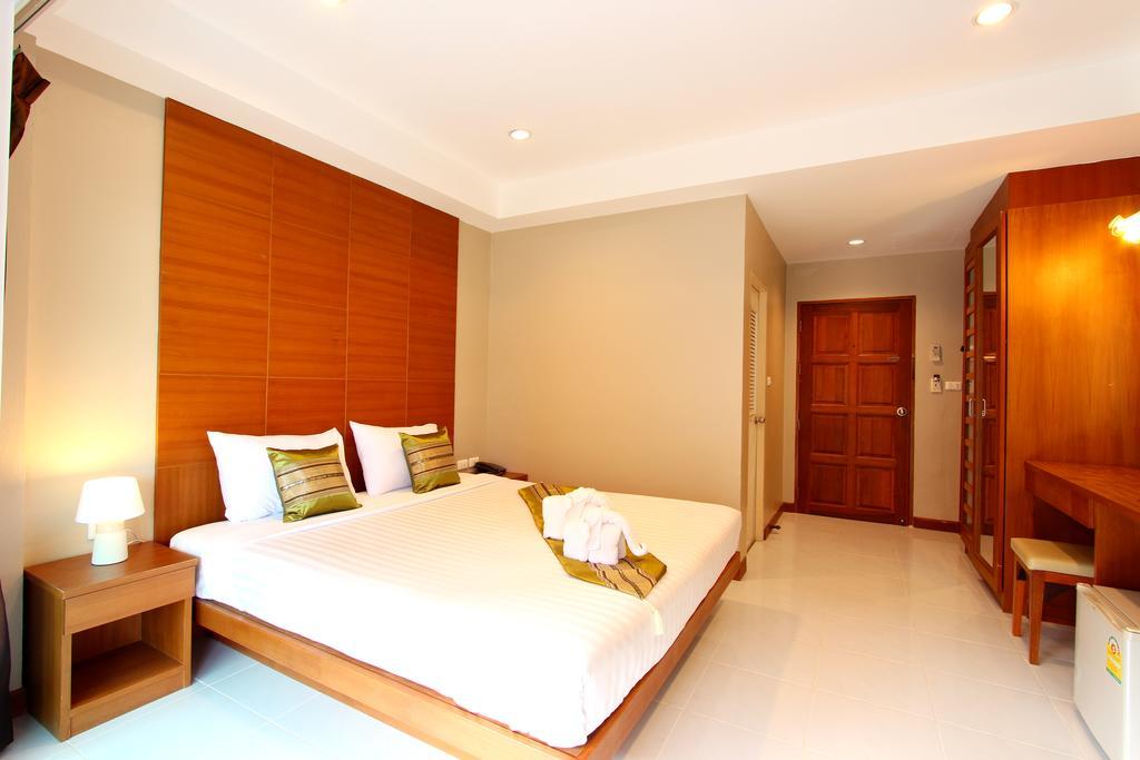 Good Nice Hotel Patong Quarto foto