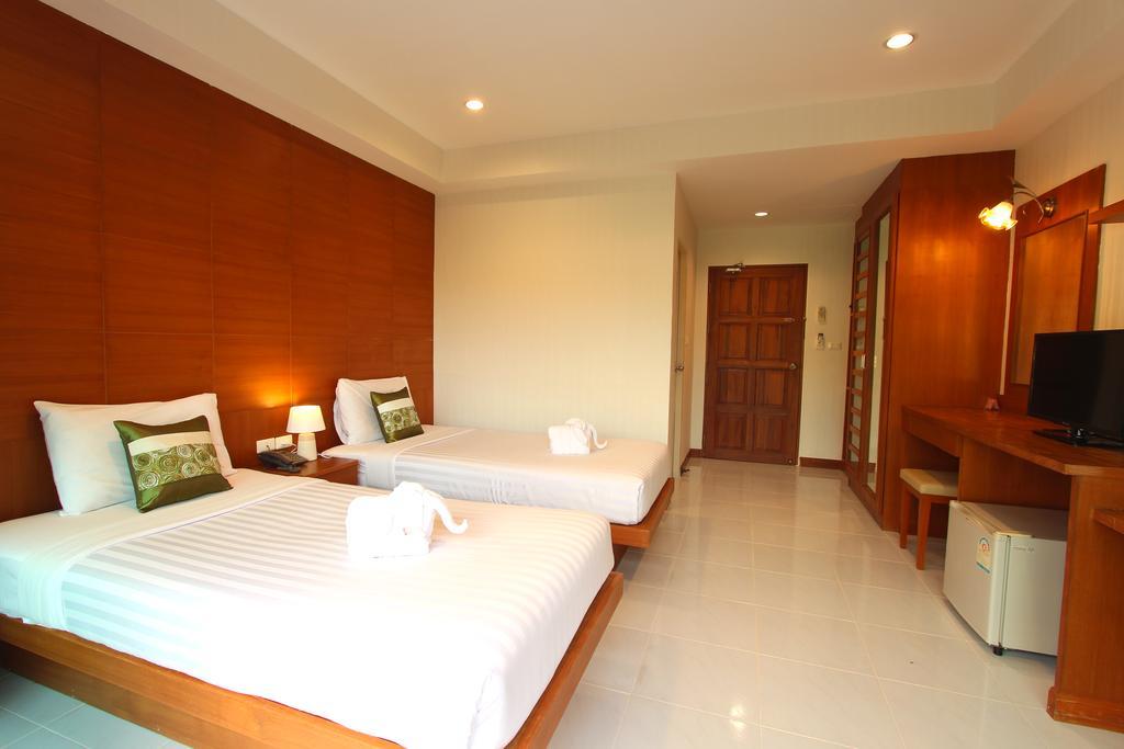 Good Nice Hotel Patong Quarto foto